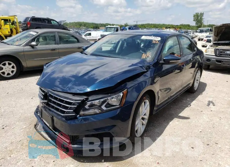 1VWLA7A38KC001925 Photo# 2