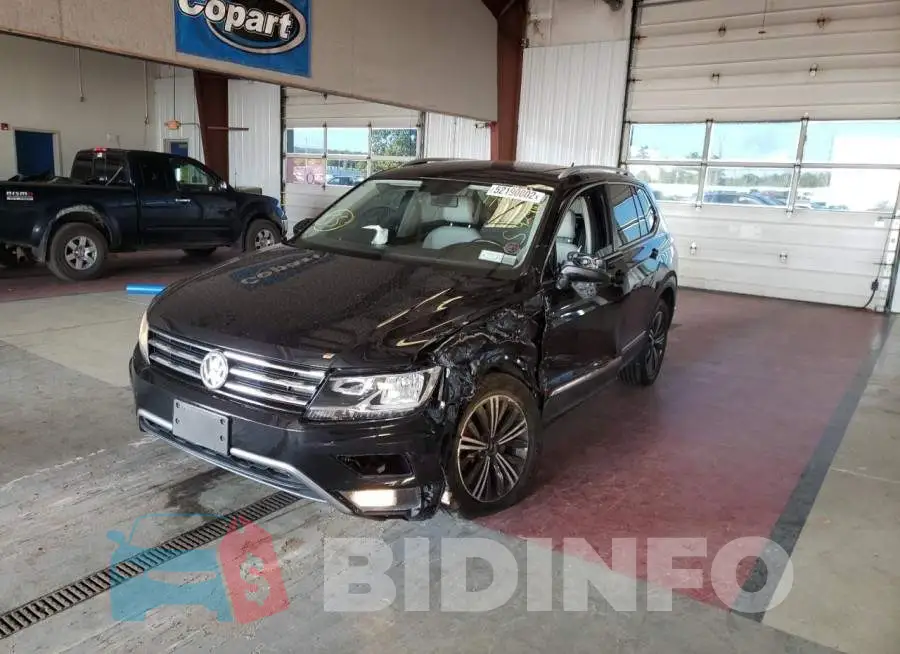3VV2B7AX7JM178897 Photo# 2