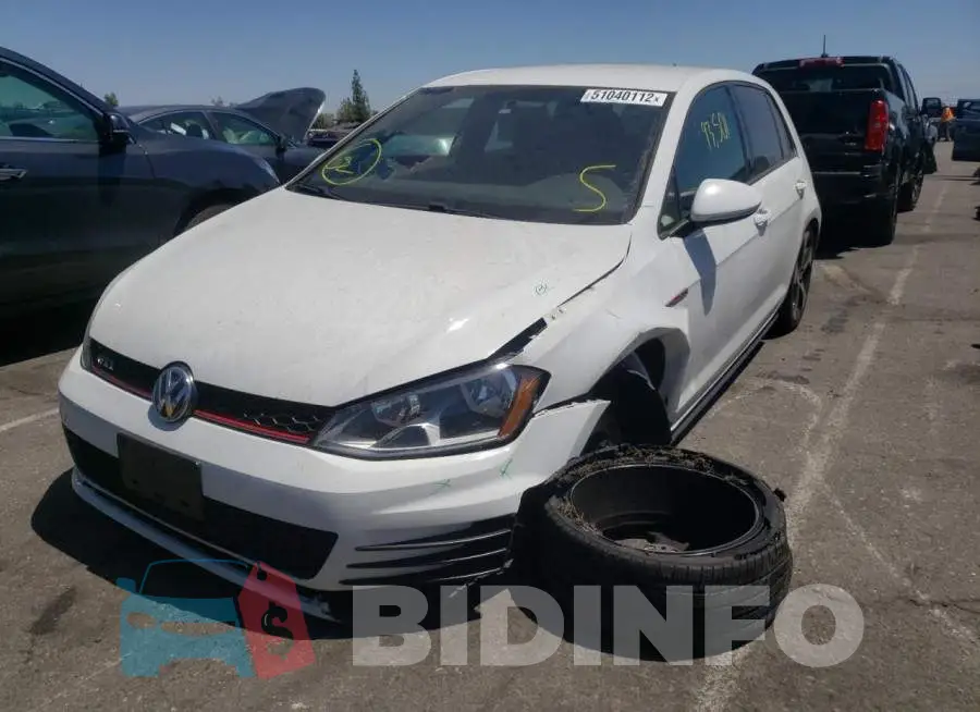 3VW4T7AU8GM053617 Photo# 2