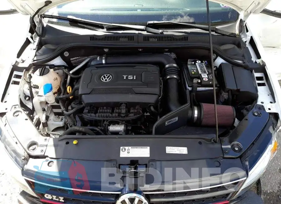 3VW5T7AJ2HM410642 Photo# 7