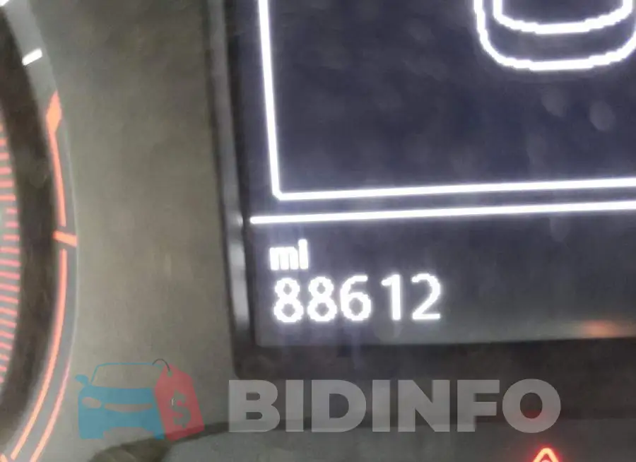 3VWC57BU5KM024816 Photo# 8