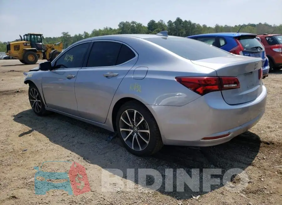 19UUB2F57GA002019 Photo# 3