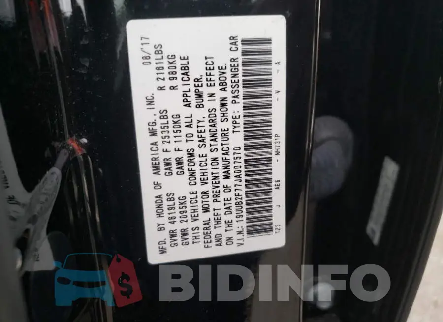 19UUB2F77JA007570 Photo# 10