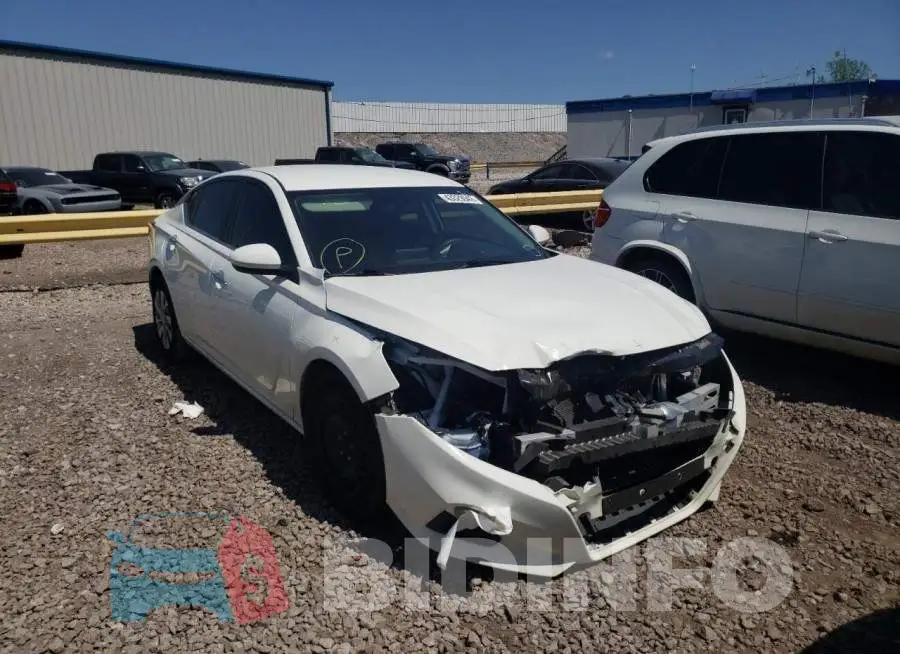 1N4BL4BV2LC158008 Photo# 1