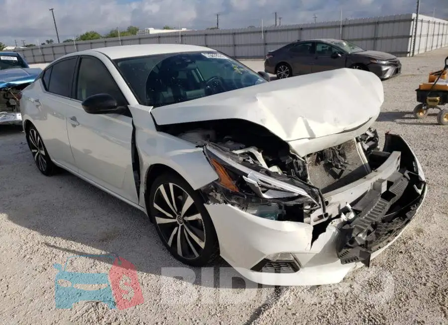 1N4BL4CV4LN318702 Photo# 1