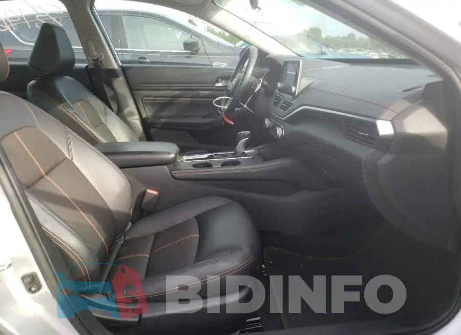 1N4BL4CV6LC220752 Photo# 5