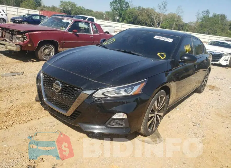 1N4BL4CV6LN318099 Photo# 2