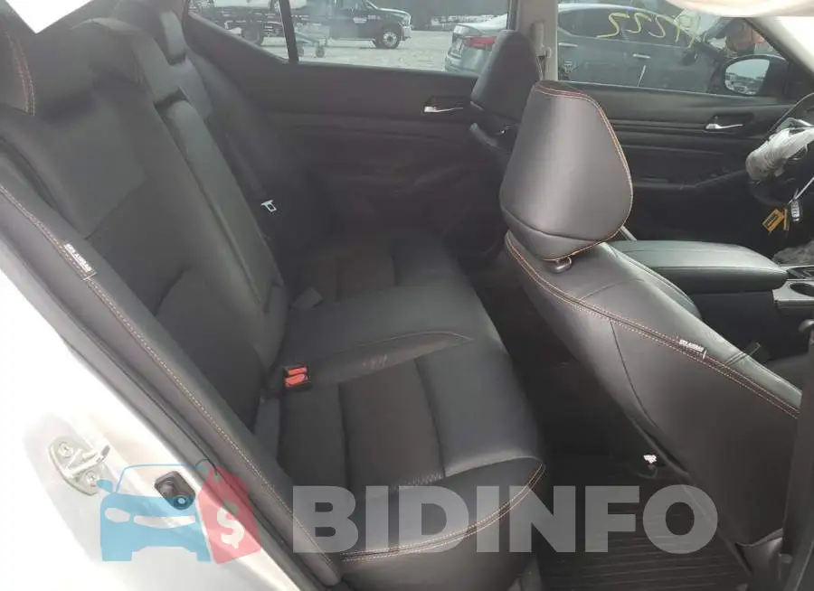 1N4BL4CV8LC240226 Photo# 6