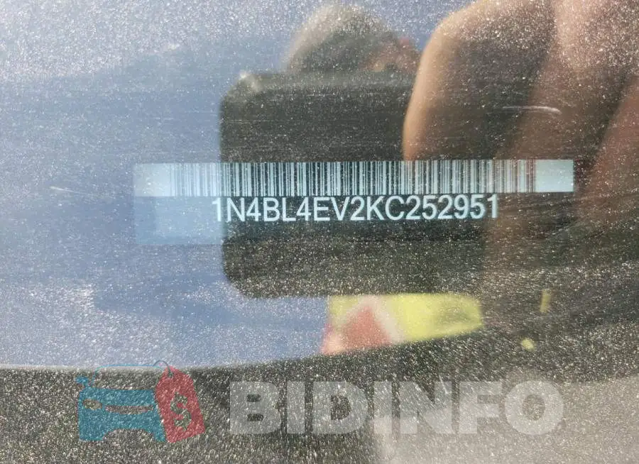 1N4BL4EV2KC252951 Photo# 10