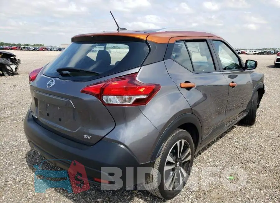 3N1CP5CU1JL525919 Photo# 4