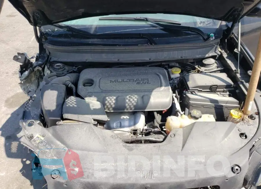 1C4PJLCB4KD348227 Photo# 7