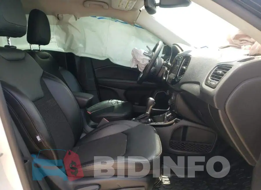 3C4NJCBB9MT505725 Photo# 5
