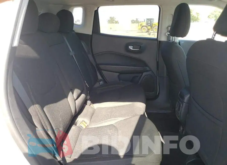 3C4NJDAB7LT225260 Photo# 6