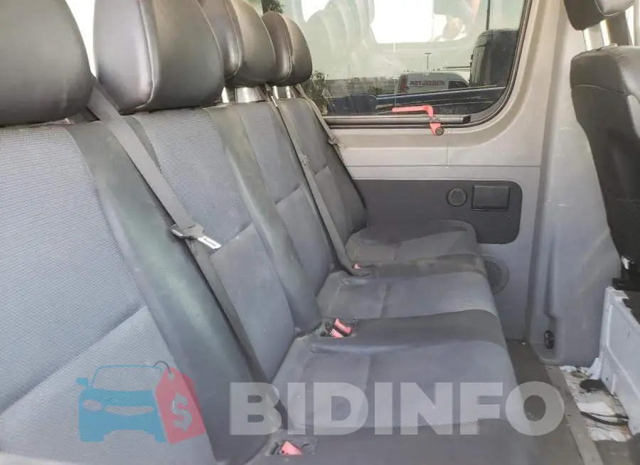 8BRPE8DD0GE122784 Photo# 6