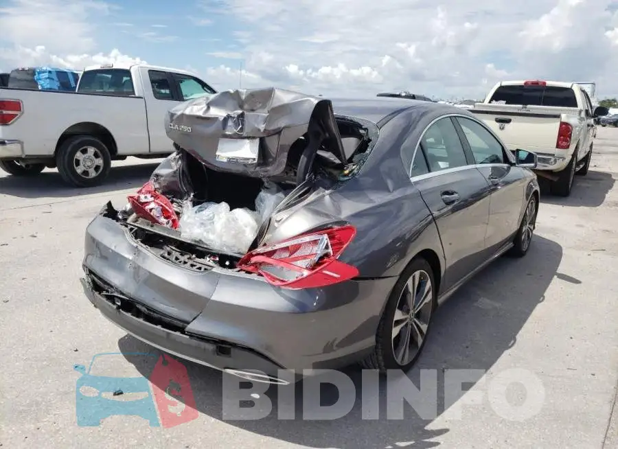 WDDSJ4EB6JN537277 Photo# 4