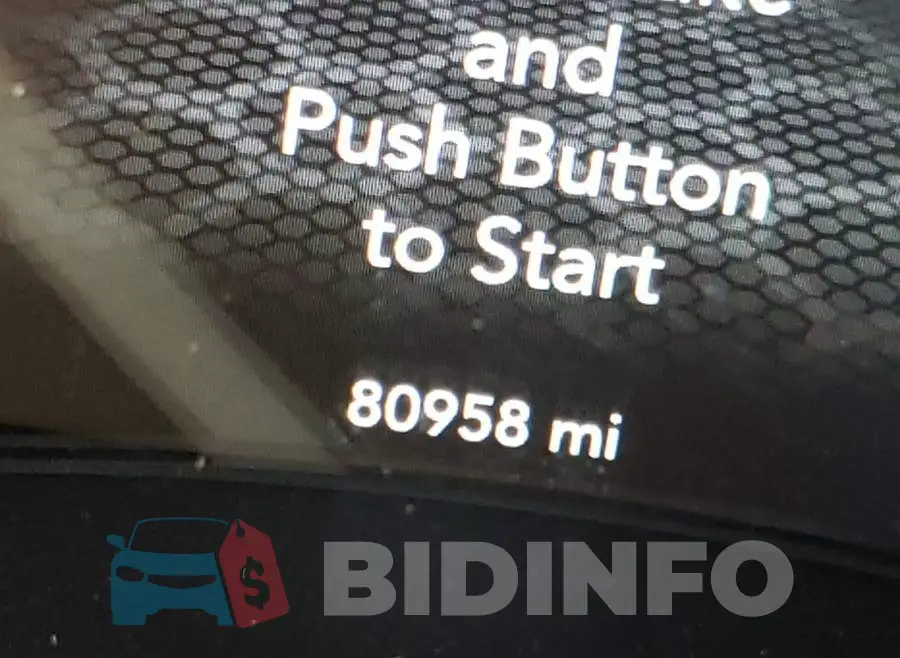 2C3CDXCT4GH105134 Photo# 8