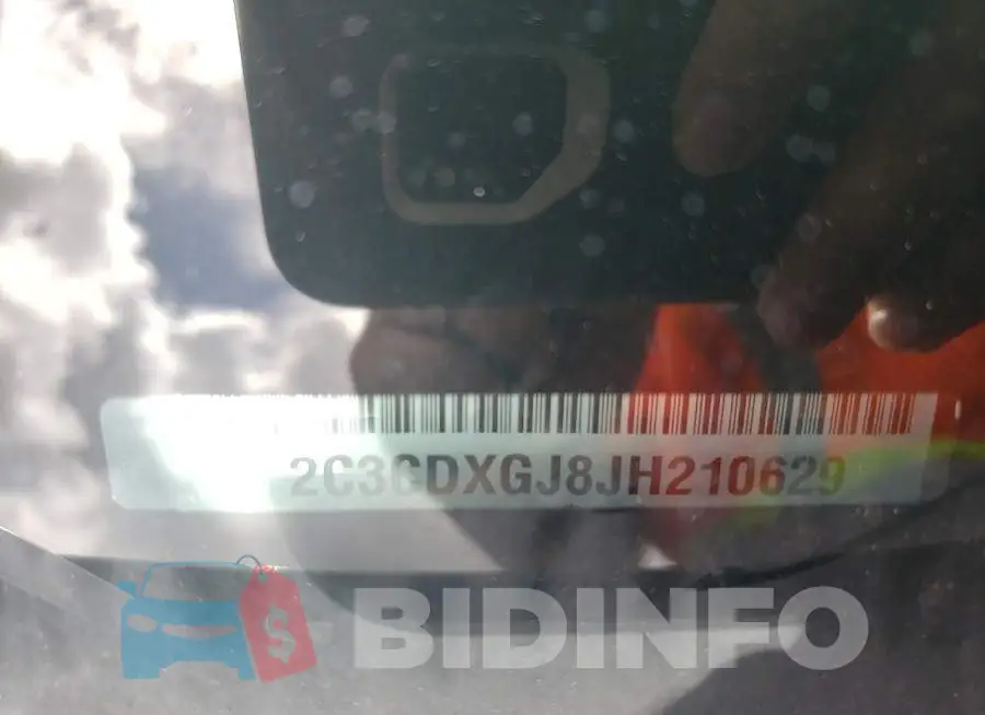 2C3CDXGJ8JH210629 Photo# 10