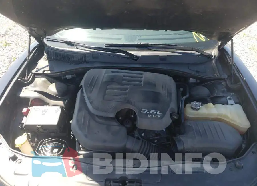 2C3CDXHG6GH347614 Photo# 7