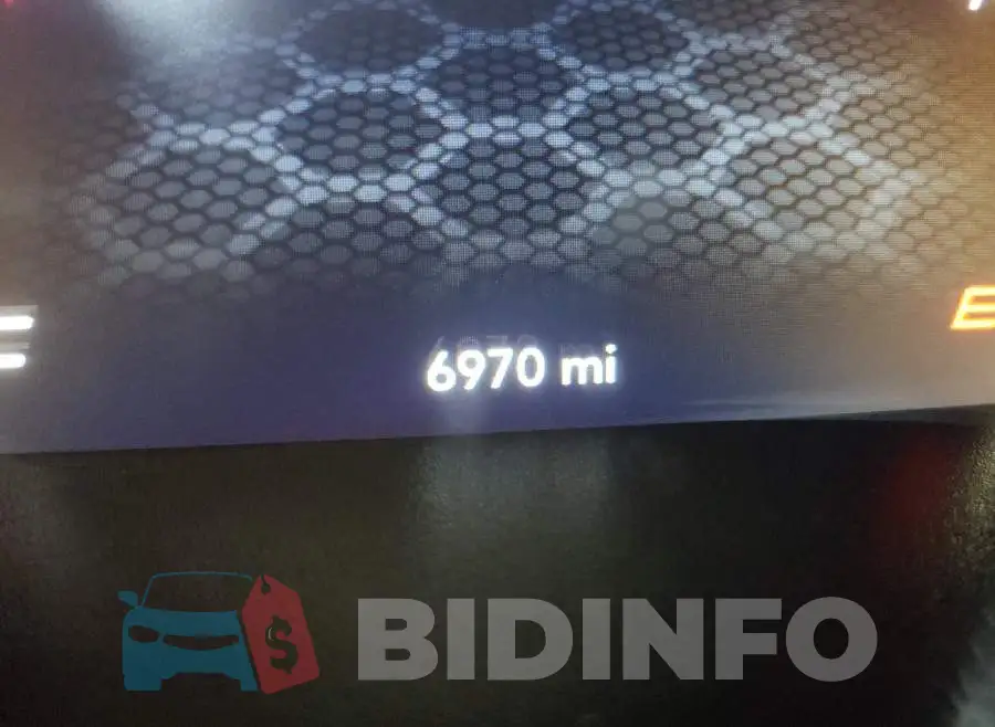 2C3CDXJG4LH187107 Photo# 8