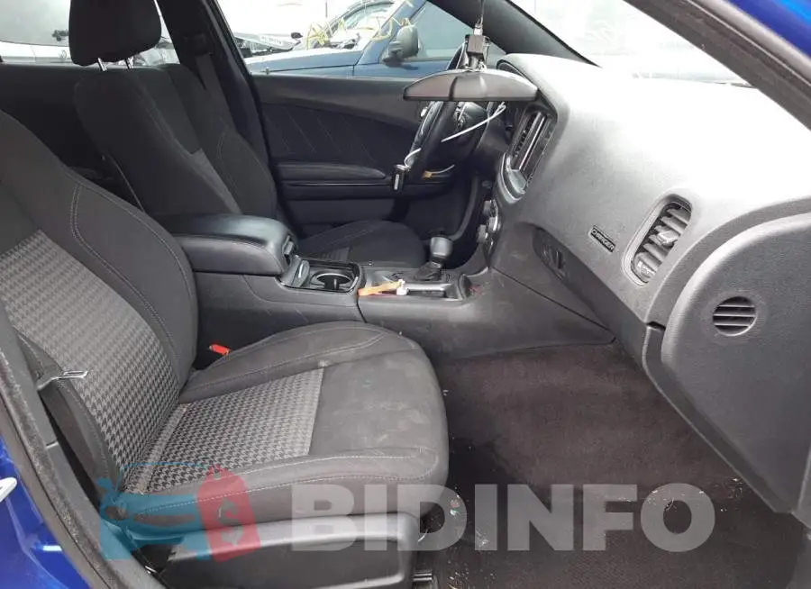 2C3CDXJG7JH316843 Photo# 5