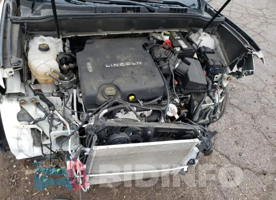 2LMTJ8LR2GBL66389 Photo# 7