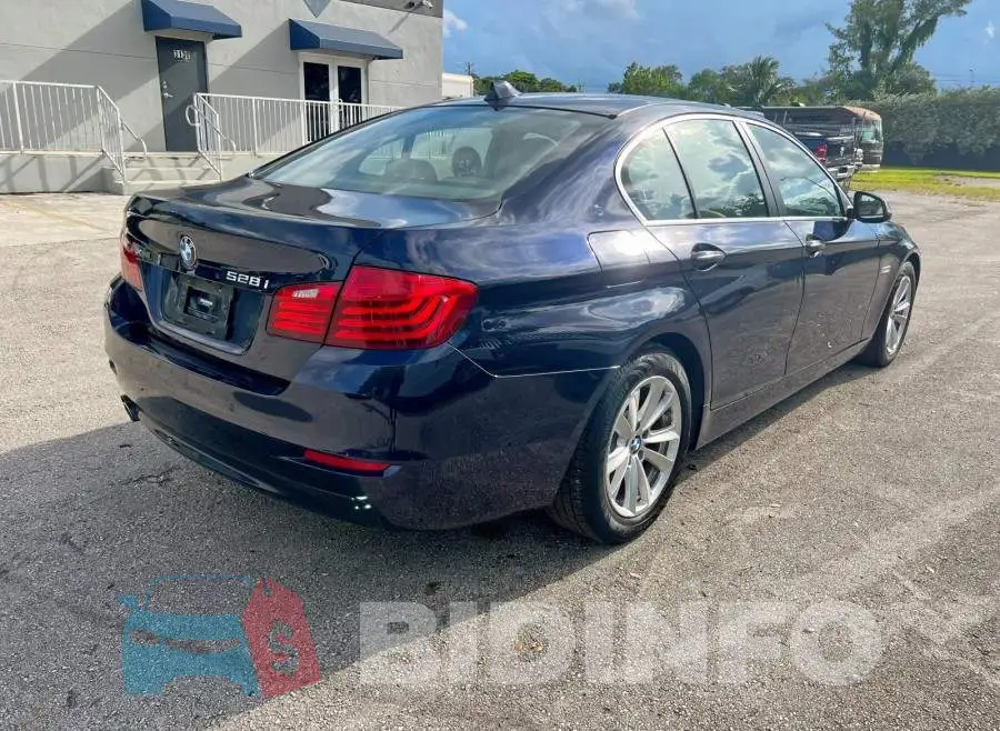 WBA5A7C5XGG147668 Photo# 4