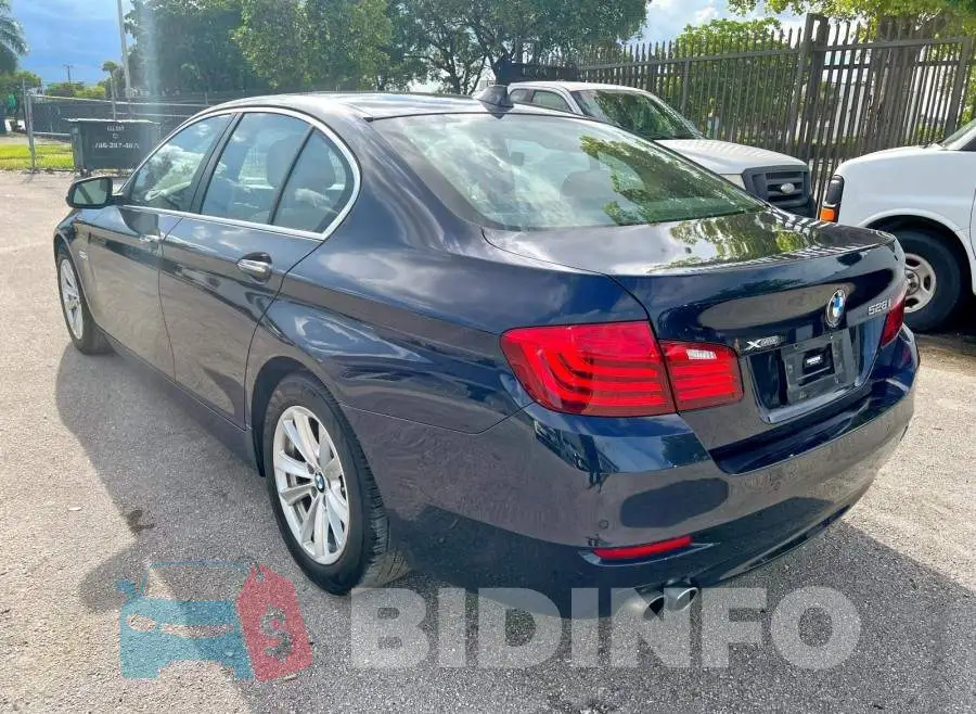 WBA5A7C5XGG147668 Photo# 3