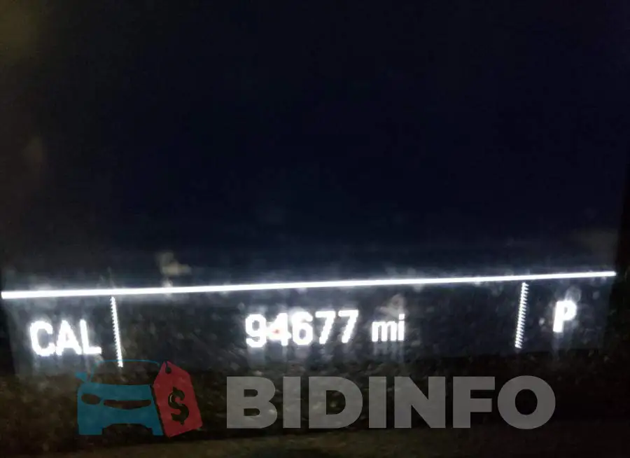 1G1BE5SM1H7241777 Photo# 8