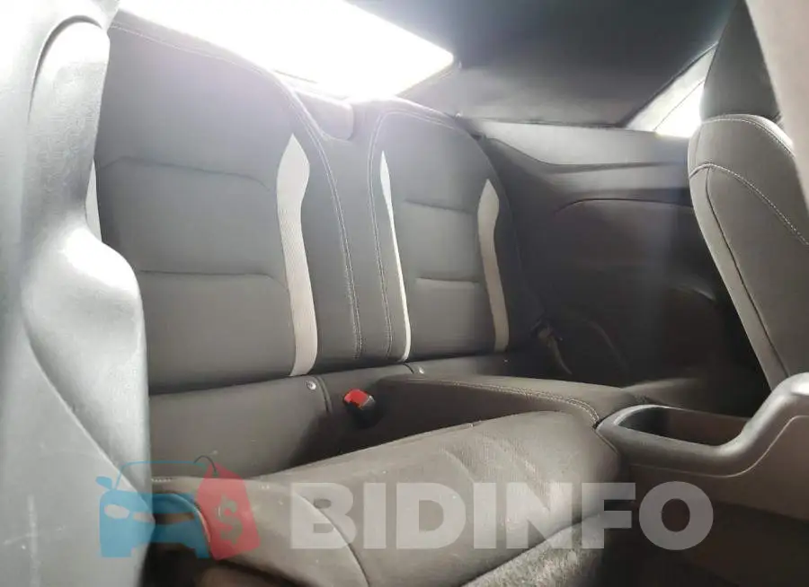 1G1FB3DX7L0128164 Photo# 6