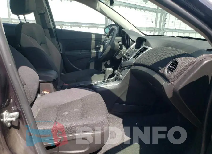 1G1PE5SB3G7130201 Photo# 5