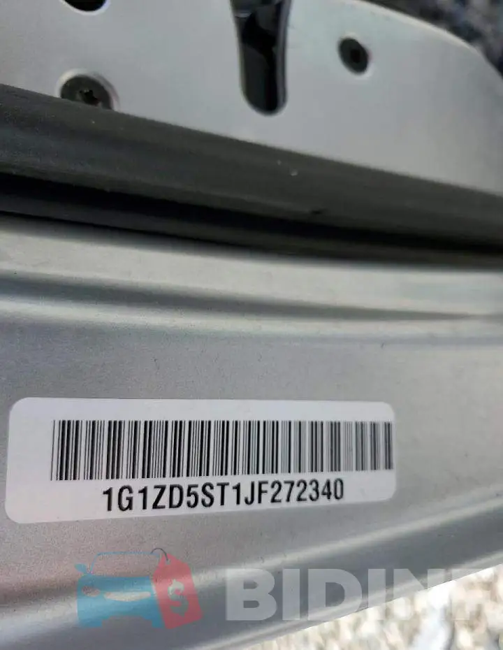 1G1ZD5ST1JF272340 Photo# 10