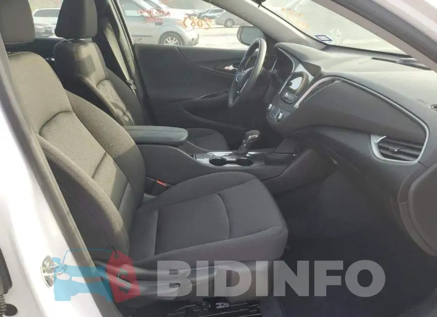 1G1ZD5ST2NF150446 Photo# 5