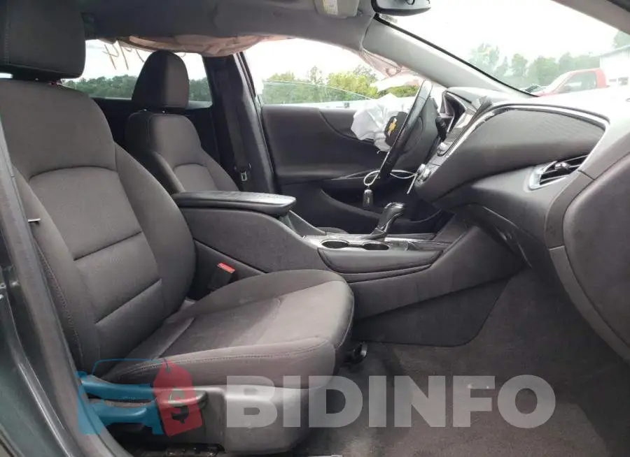 1G1ZD5ST3JF150109 Photo# 5