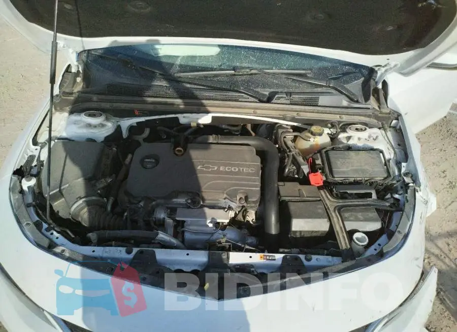 1G1ZD5ST3JF168562 Photo# 7