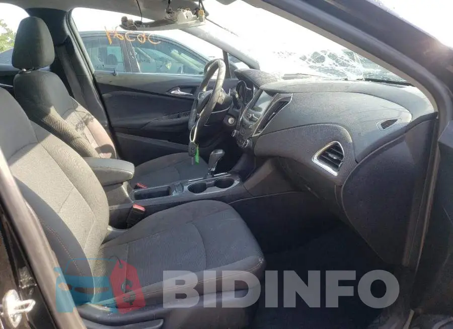 3G1BC6SM9KS585152 Photo# 5
