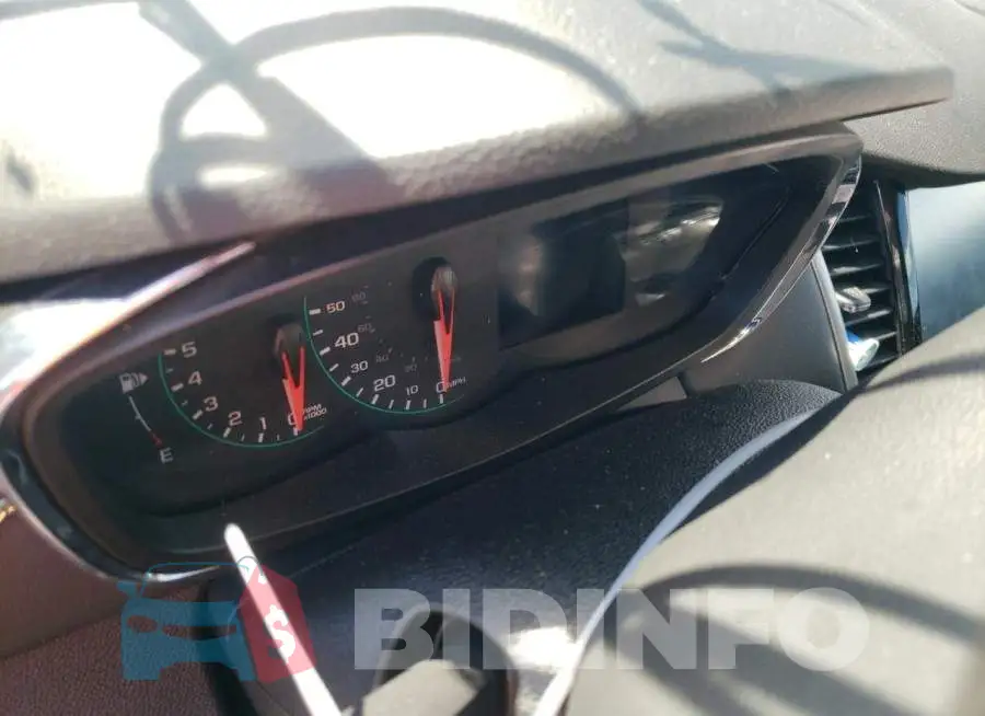 3GNCJLSB5HL268915 Photo# 8