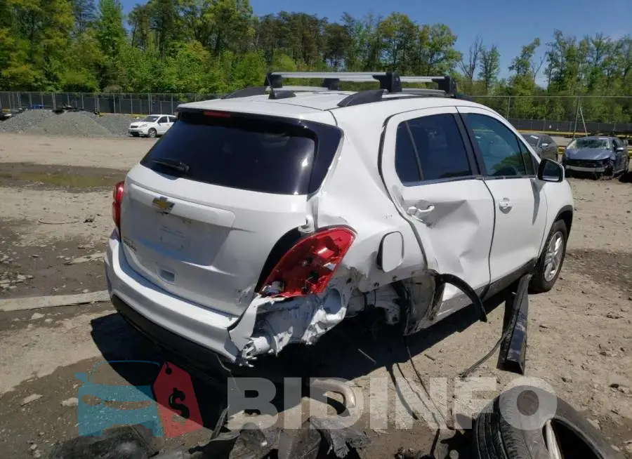 KL7CJPSB3LB315687 Photo# 4