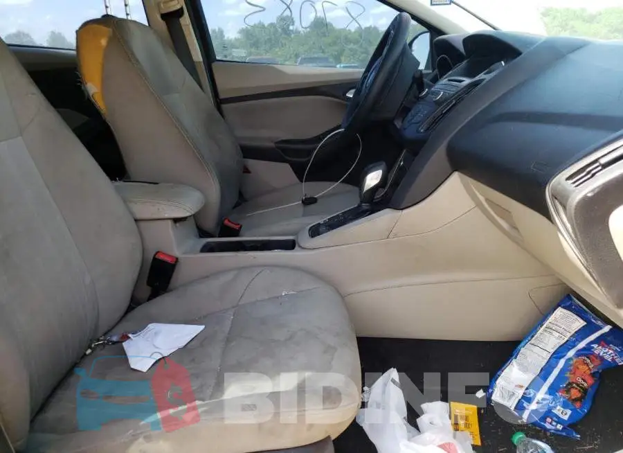 1FADP3F21HL298131 Photo# 5