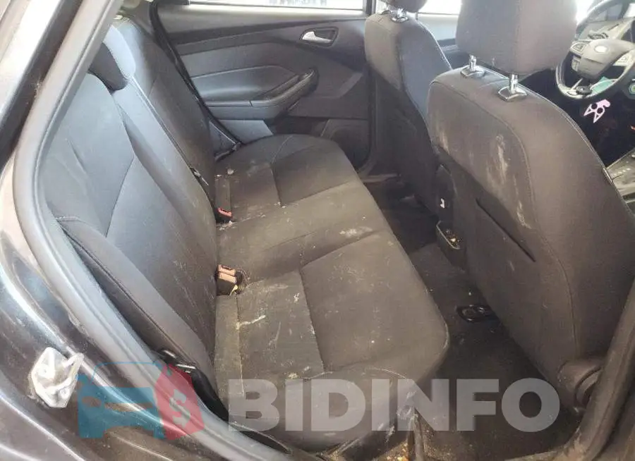 1FADP3F27GL406962 Photo# 6