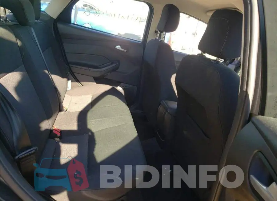 1FADP3F29JL203756 Photo# 6