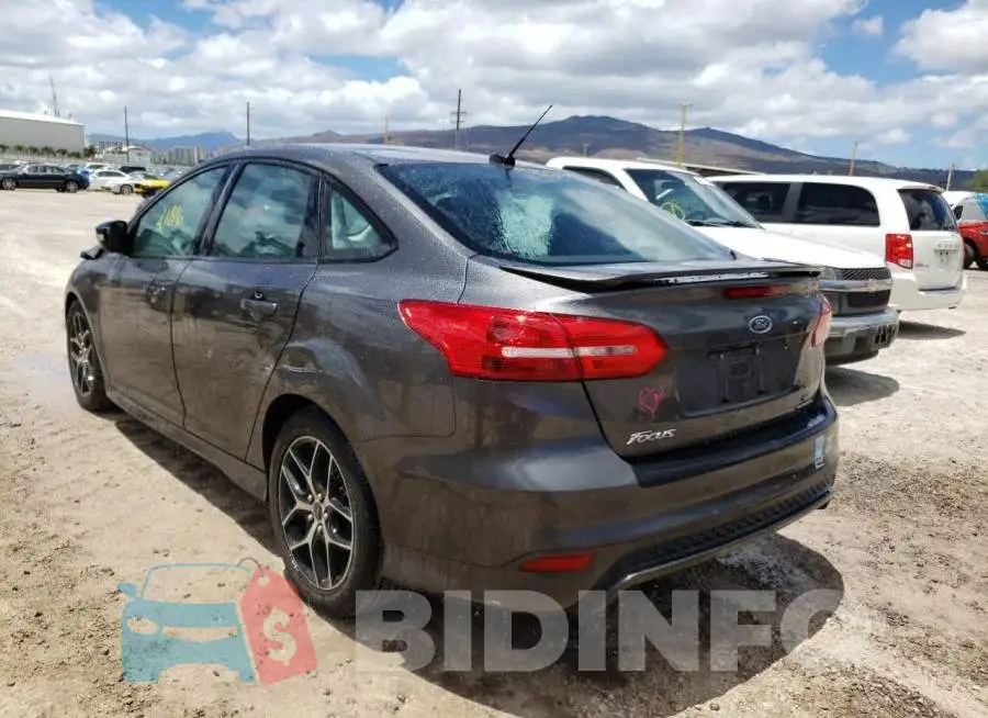 1FADP3F2XGL221563 Photo# 3