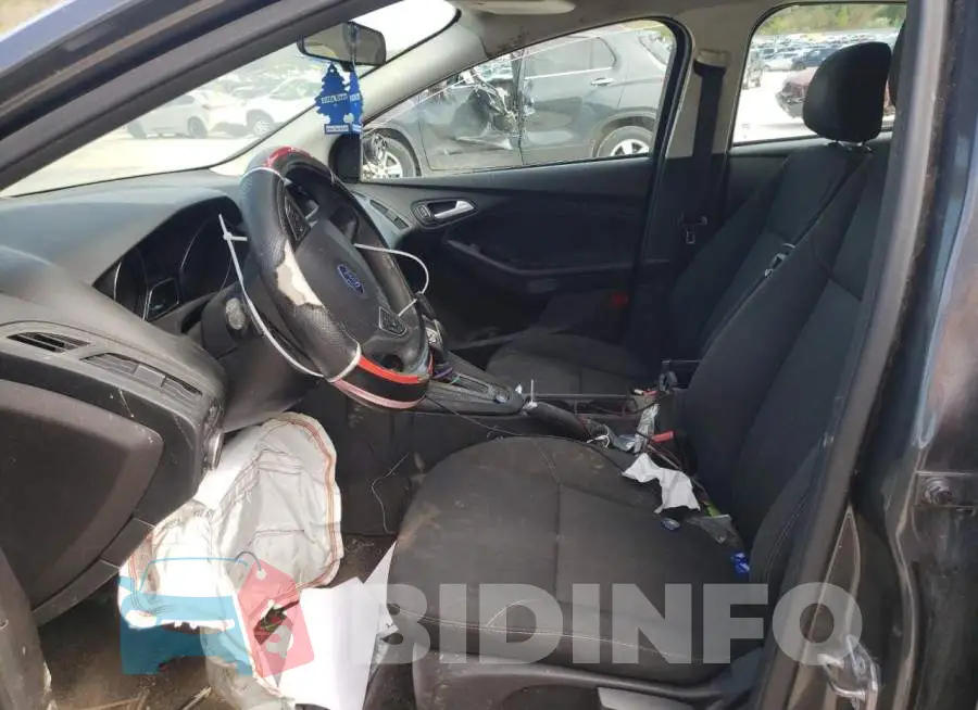 1FADP3F2XJL210070 Photo# 5