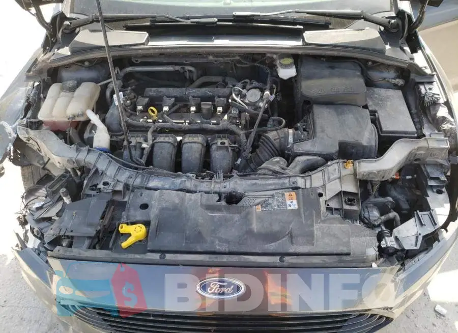 1FADP3F2XJL210070 Photo# 7