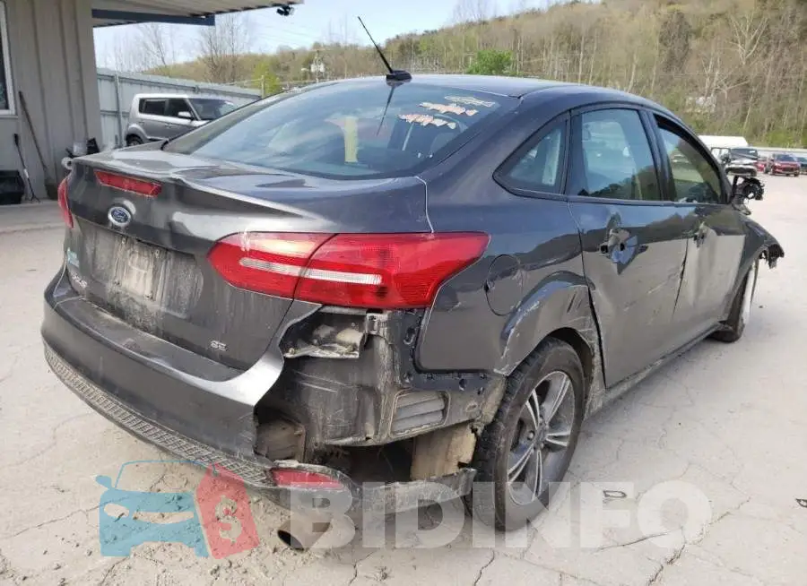 1FADP3F2XJL210070 Photo# 4