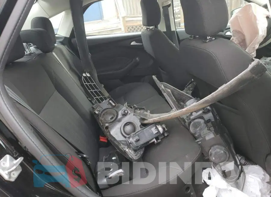 1FADP3FE8HL274161 Photo# 6