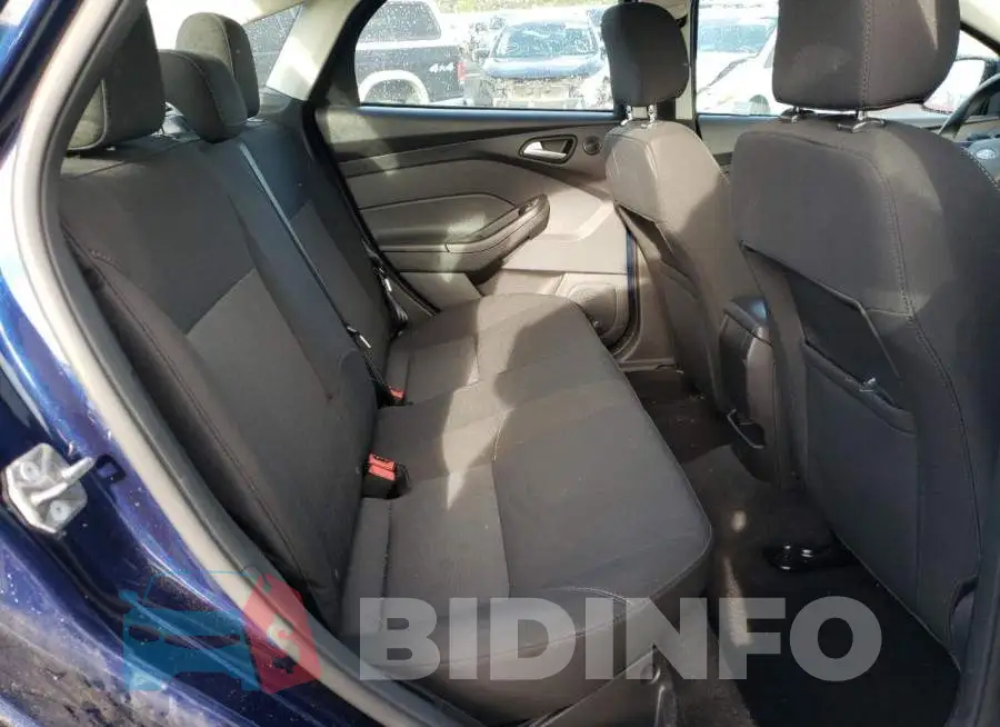 1FADP3H23HL240163 Photo# 6