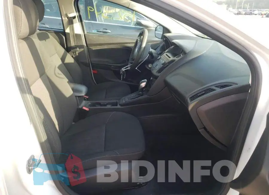 1FADP3K27GL217265 Photo# 5