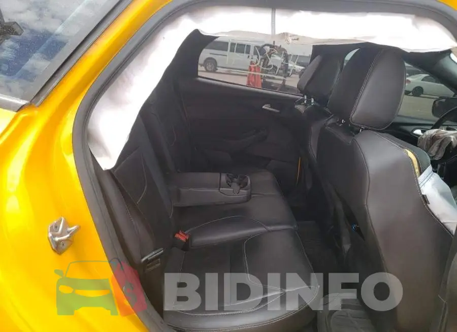 1FADP3L97GL227418 Photo# 6