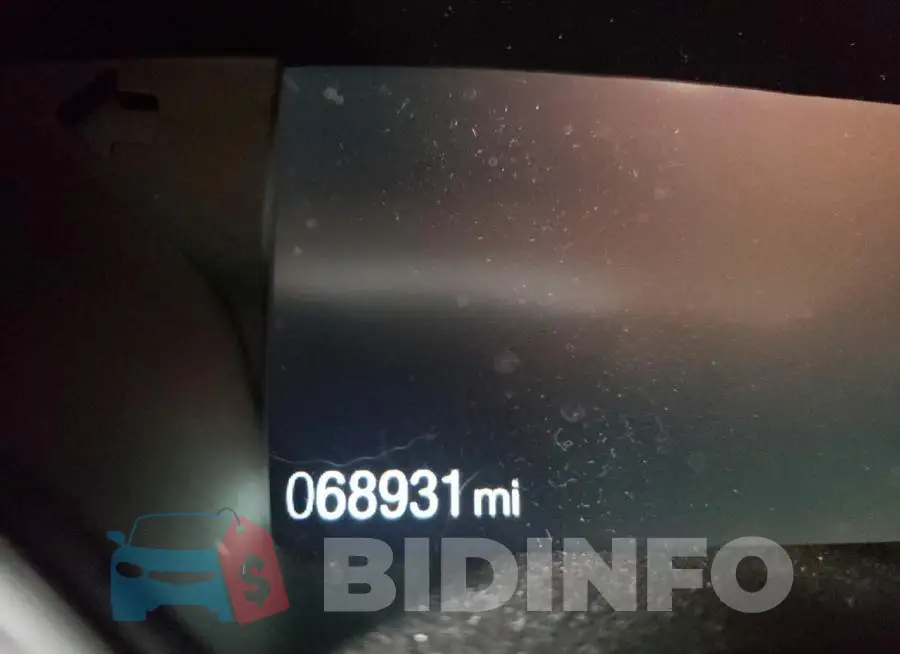 1FADP3M20JL307751 Photo# 8