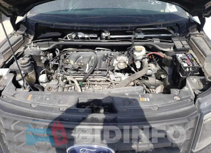 1FM5K8AR4KGA52989 Photo# 7
